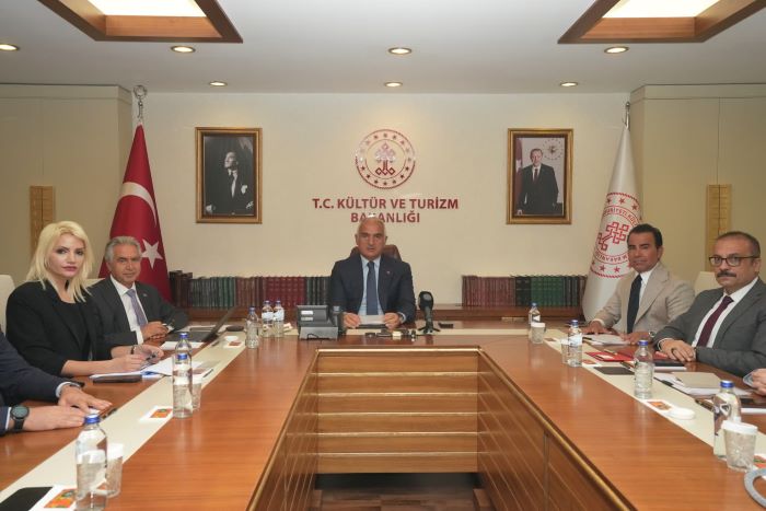 UNESCO Dünya Miras Komitesi 2027’de İstanbul’da Toplanacak